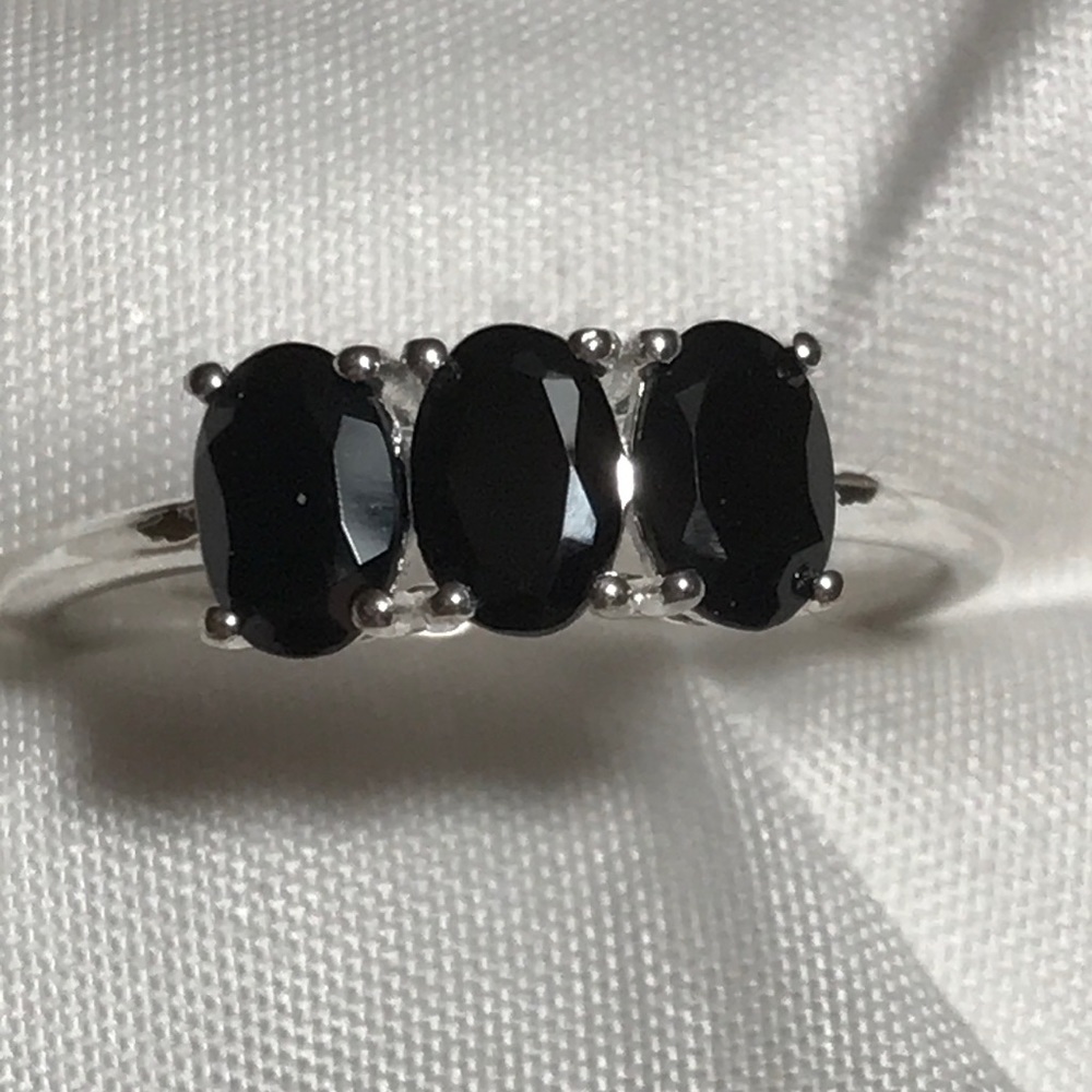 🌹3 Stone Black Spinel Ring Sz 11